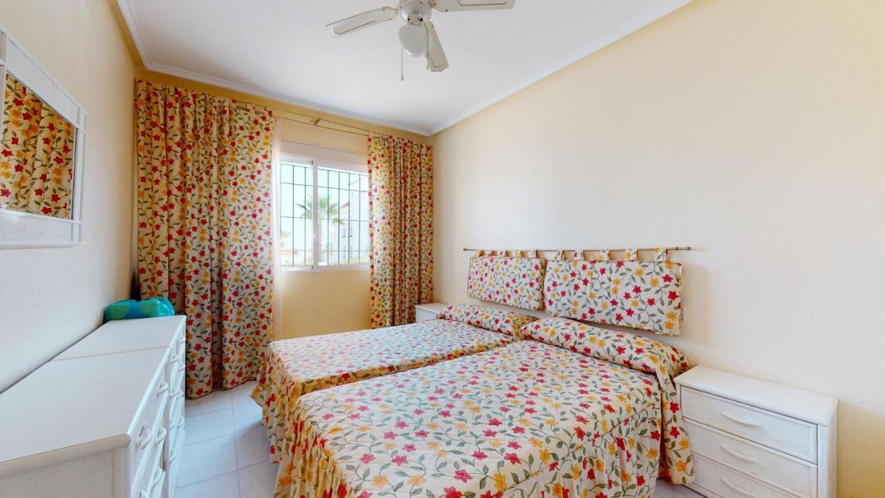 טורבייחה Cozy & Bright Bungalow מראה חיצוני תמונה